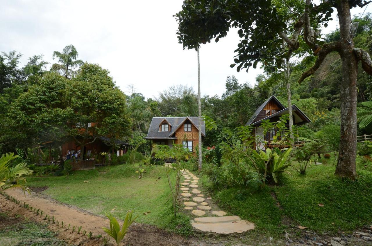 Canyon Jungle Stay Bukittinggi Exterior foto