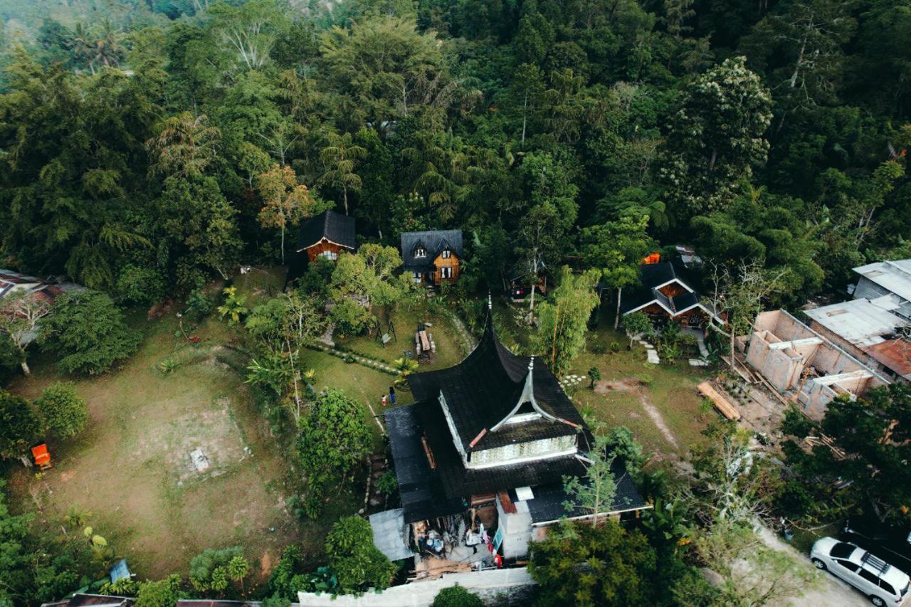 Canyon Jungle Stay Bukittinggi Exterior foto