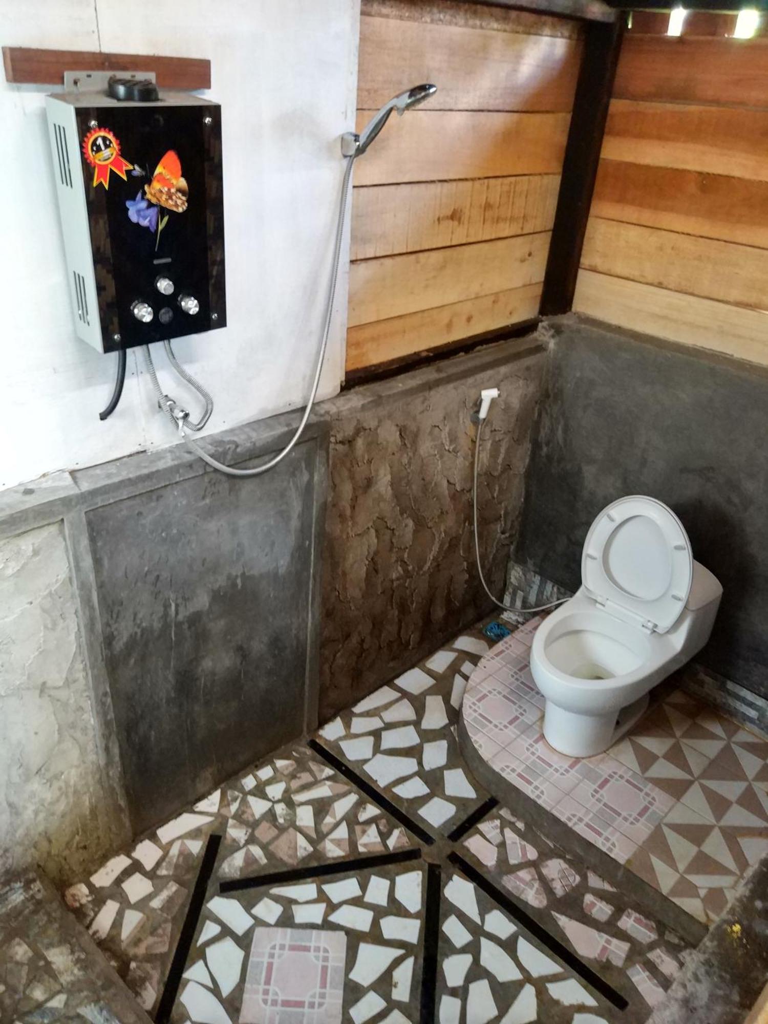 Canyon Jungle Stay Bukittinggi Habitación foto